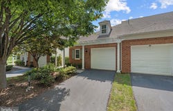 44397 OAKMONT MANOR Square, ASHBURN, VA 20147
