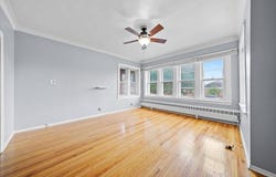 6058 S Massasoit Avenue, Chicago, IL 60638