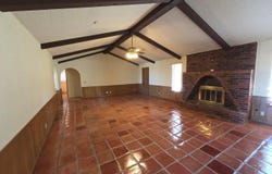 1303 Ebeling Drive, Plainview, TX 79072