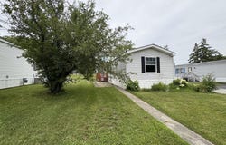 5 Meadowlark Lane, Beecher, IL 60401