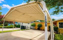 1508 S Walnut St, Georgetown, TX 78626