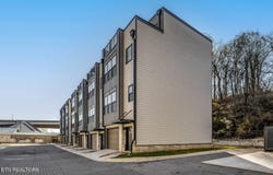 1108 River Fork Way, Knoxville, TN 37920