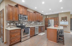 8105 N Farm Road 207, Strafford, MO 65757