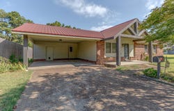 1204 E Union Avenue, Wynne, AR 72396