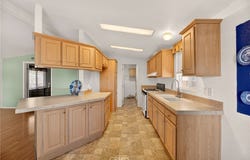 725 W Thornton, Hemet, CA 92543