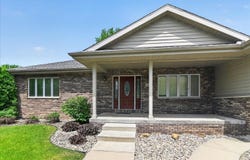 409 Badger Lane, Waunakee, WI 53597