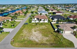 309 NW 35TH Place, CAPE CORAL, FL 33993