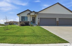 14809 Bruning Street, Bennington, NE 68007