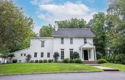 592 Landing Avenue, Smithtown, NY 11787