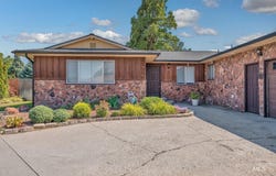 2014 NW 5th Ave., Ontario, OR 97914