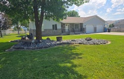 180 E 9100 S, Paradise, UT 84328