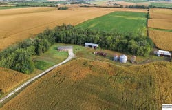 18702 Pflug Road, Springfield, NE 68059