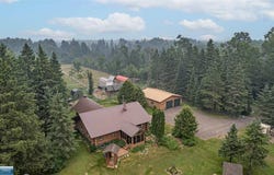 3521 S Fire Trl, Eveleth, MN 55734