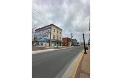 4108* MAIN ST, CHINCOTEAGUE, VA 23336