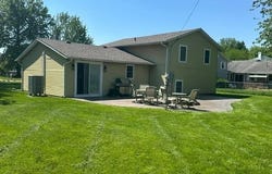 454 Oaknoll Drive, Amherst, OH 44001