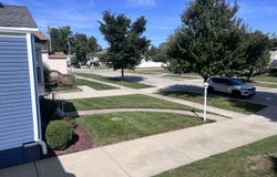 4508 WENONAH Avenue, Forest View, IL 60402
