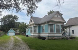 610 S Maple Street, Ottawa, KS 66067