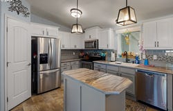 1125 58TH St, Springfield, OR 97478