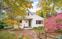 614 Sparkman Ave, Duluth, MN 55803