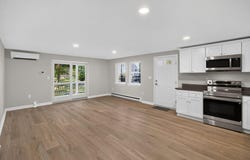 35 Ashumet Road, Mashpee, MA 02649