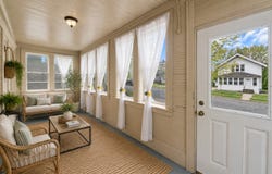 985 5th Street E, Saint Paul, MN 55106