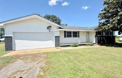 422909 Hwy 266, Checotah, OK 74426