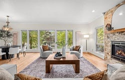 1064 W Parkhill Dr, Boise, ID 83702
