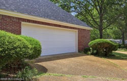 31 Avery Circle, Jackson, MS 39211