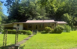 48 Ramey Fork, Raccoon, KY 41557