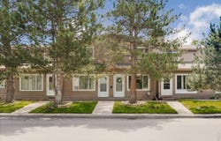 841 Crisman Dr, Longmont, CO 80501