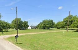 W Pearl Street, Celeste, TX 75423