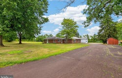 2114 STORE Road, SKIPPACK, PA 19474