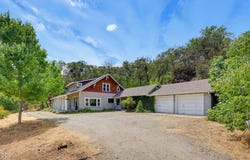 2657 Old Stage Road, Central Point, OR 97502