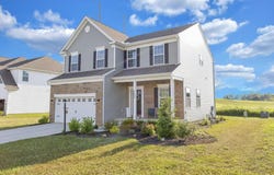 1193 Cunningham Avenue, Pataskala, OH 43062