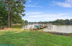 183 LaGrange Avenue, Kilmarnock, VA 22482