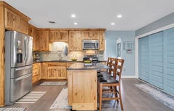 102 Falcon Ridge Rd, Clifton Forge, VA 24422