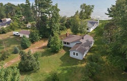 3770 N Lakeshore Road, Deckerville, MI 48427