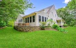 10 Abbey Gate Road, Cotuit, MA 02635
