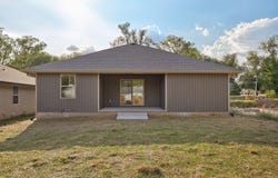 746 N Brown Avenue, Springfield, MO 65802