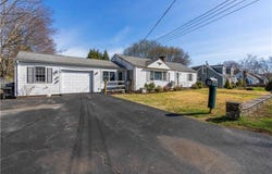 11 Terrace Drive, Bristol, RI 02809