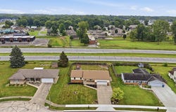 15128 Mercury Lane, Huntertown, IN 46748-9702