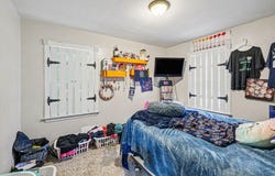 900 40th Street SW, Wyoming, MI 49509