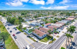 2400 SW 103rd Ct, Miami, FL 33165