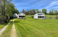 3003 Riverside Dr, Claridge, PA 15623