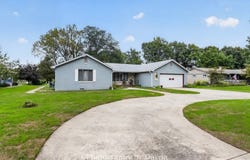 1930 Bittersweet Drive, St. Anne, IL 60964