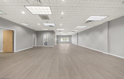 189 Greenwood Ave, Midland Park Boro, NJ 07432-1423