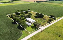 18720 800 Road, Altoona, KS 66710