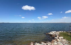 272 E Lakeshore Drive, Waubay, SD 57273
