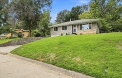 222 PICKARDY Lane, COUNCIL BLUFFS, IA 51503
