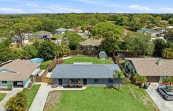 3670 SUNSET BEACH DRIVE, VENICE, FL 34293